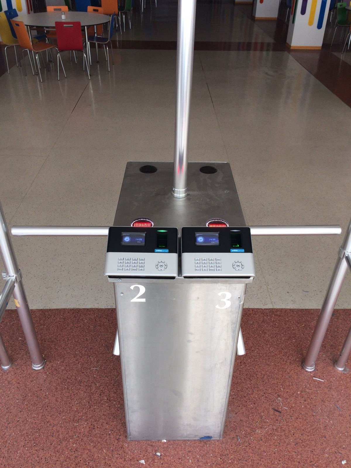 U990-ID Parmak İzi Okuyucu Montaj Görüntüleri